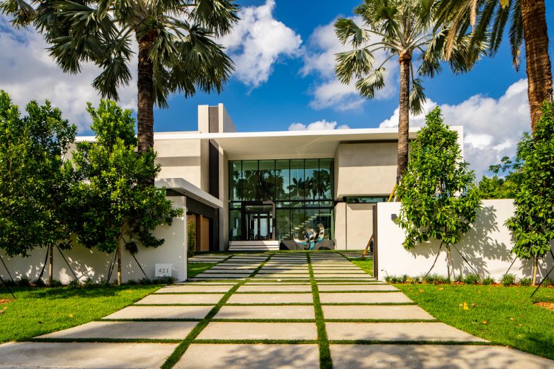 Pinecrest Real Estate
